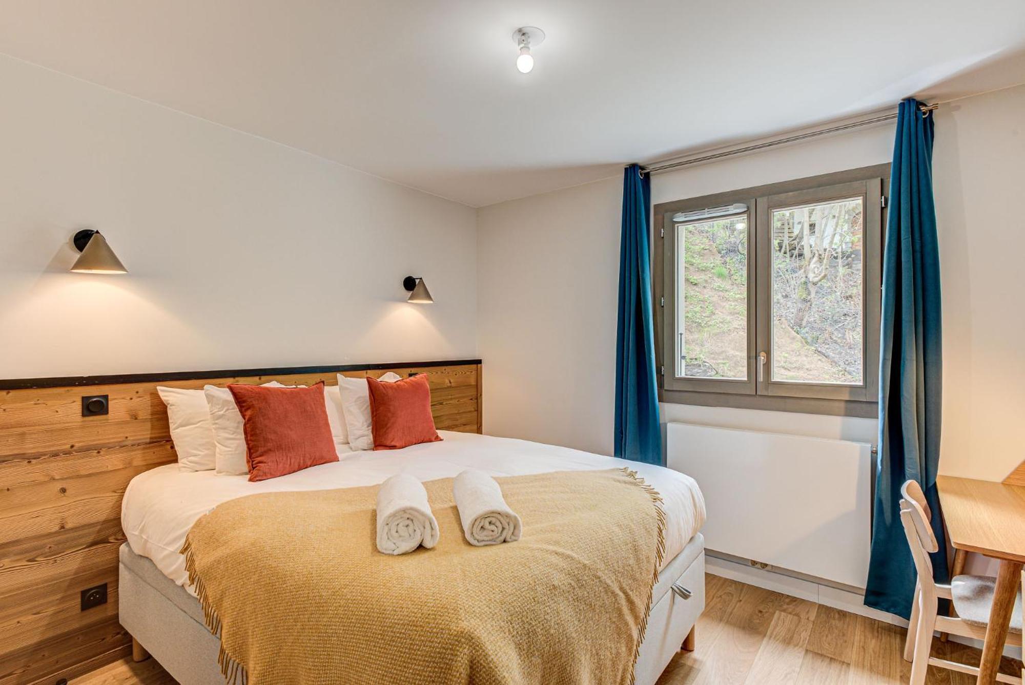 White Pearl A03 - Alpes Travel - - Sleeps 2-4 Chamonix