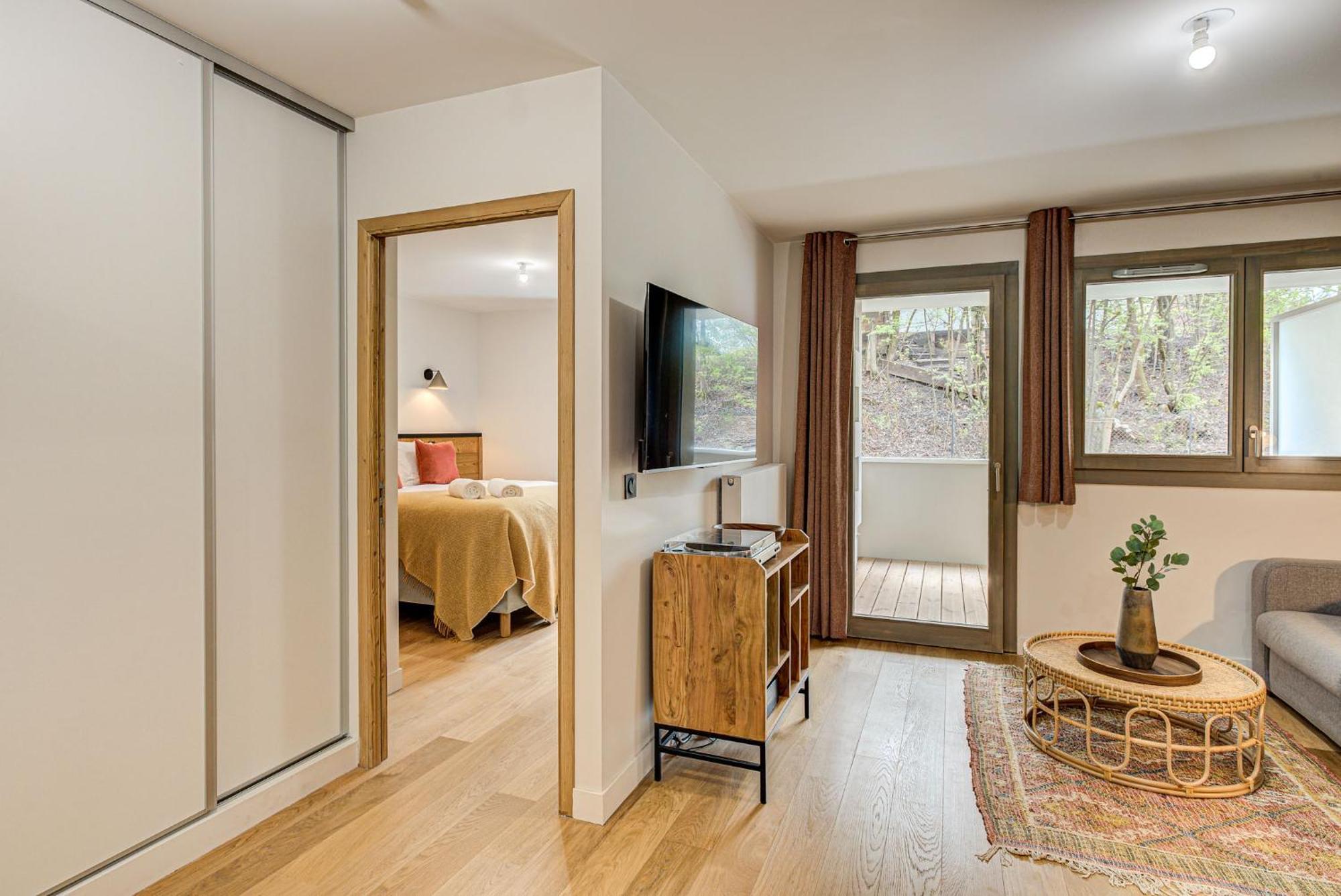 White Pearl A03 - Alpes Travel - - Sleeps 2-4