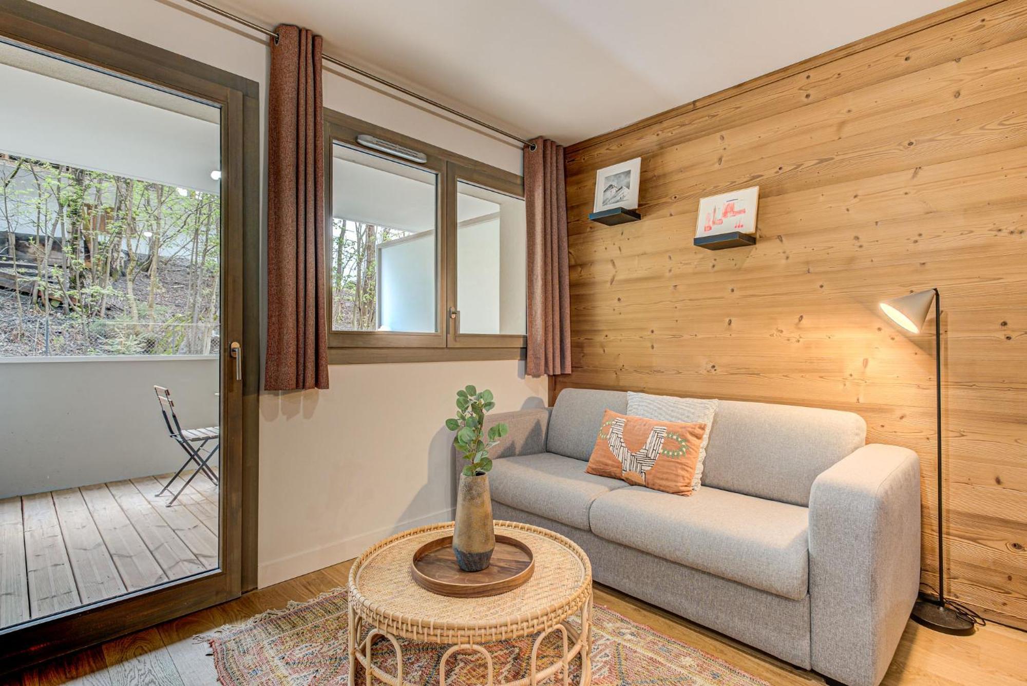 White Pearl A03 - Alpes Travel - - Sleeps 2-4 Chamonix